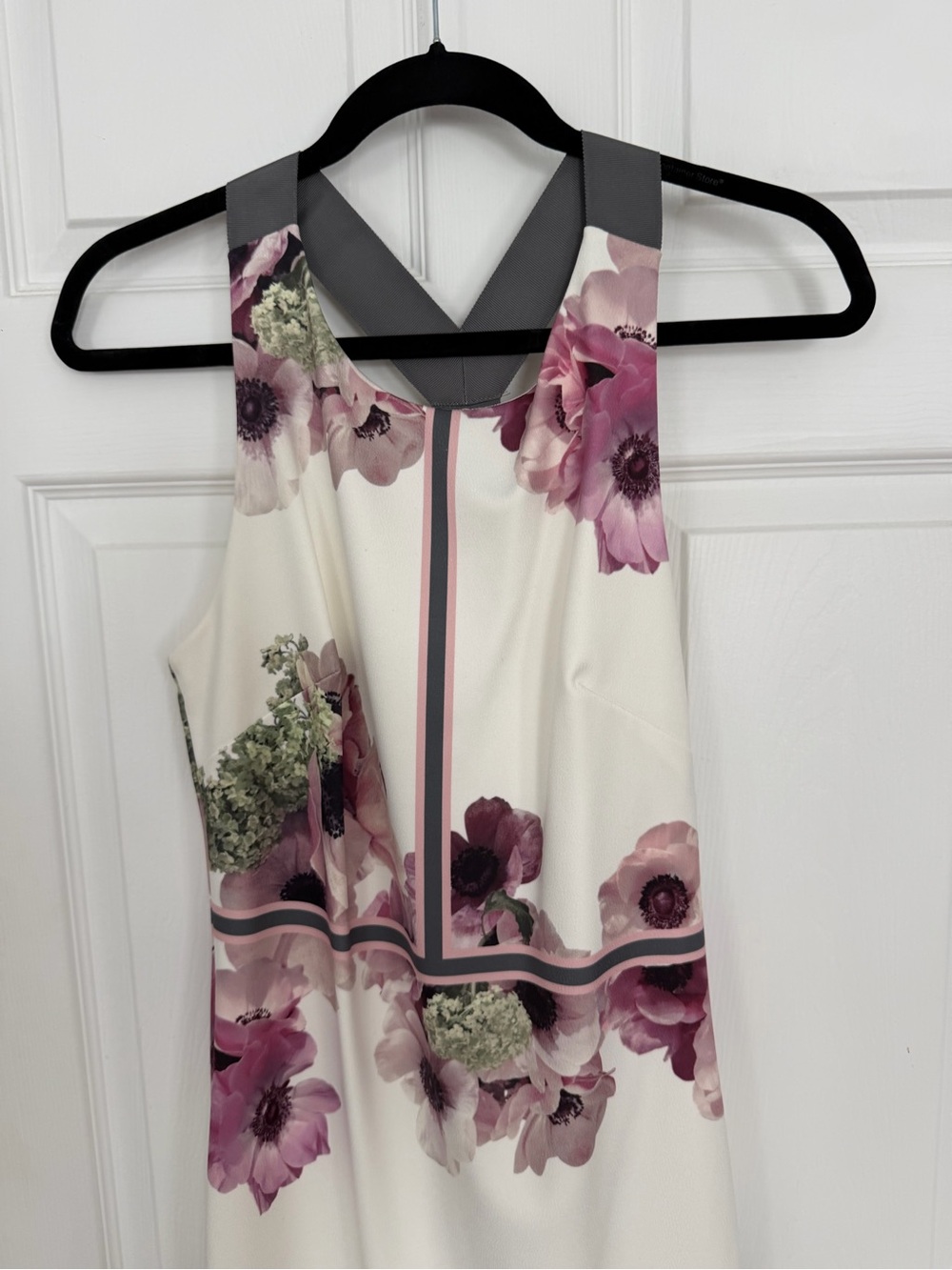 Ted Baker sheath dress with buckle detail on back - Picture 3 of 9